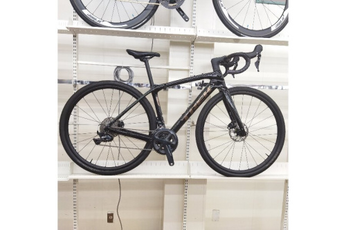 自転車のロードバイク