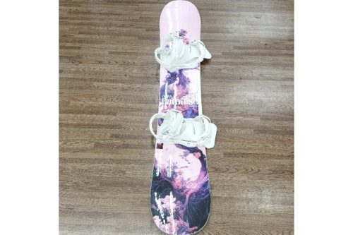 スポーツ用品のスノーボード