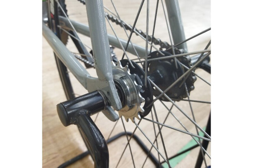 #自転車強化店