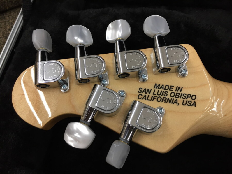 日本が誇るブティックメーカーBLUES GUITARの美品中古品 Orignal