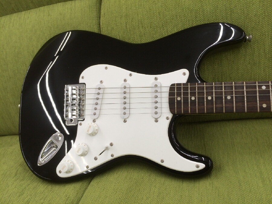 Squier by Fender Stratocaster【都内手渡し可】 ギター