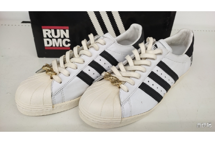 adidas RUN DMC 日本未発売モデル Ｇ48910 スーパースターお買取させて