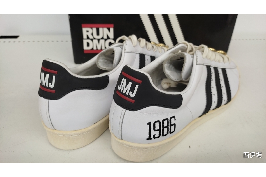 adidas RUN DMC 日本未発売モデル Ｇ48910 スーパースターお買取