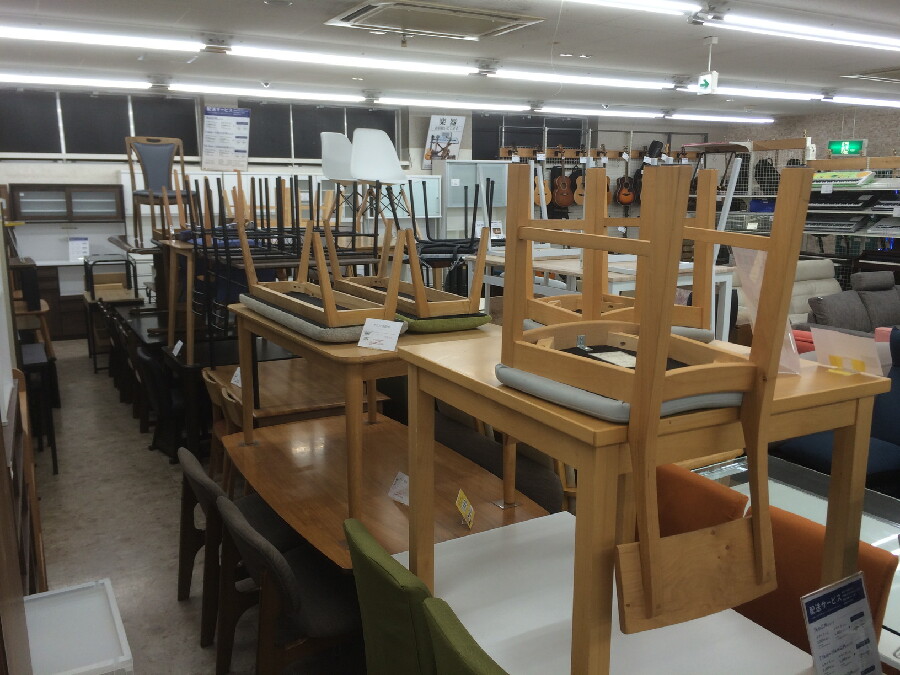 昇降ガラステーブル ニトリ NITORI - DINING TABLE ACTIVE 入荷しま