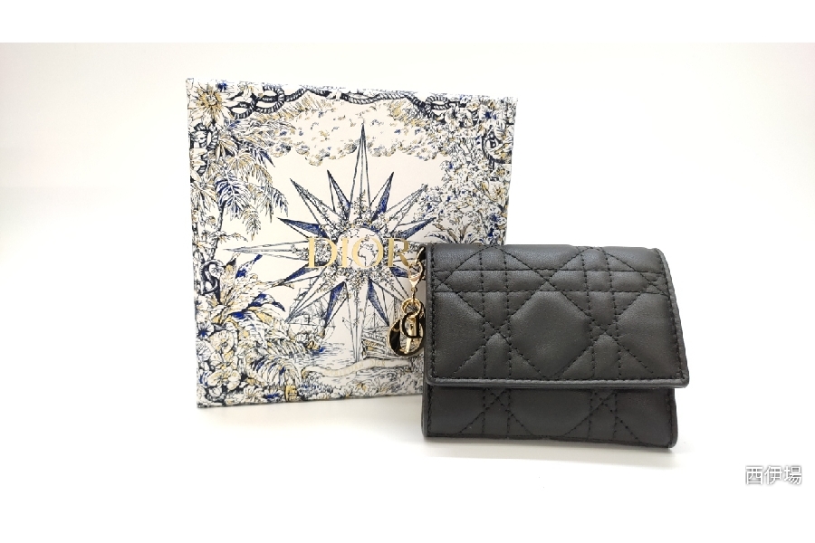 Christian Dior(ディオール)のレディディオール(41MAー12)のご紹介