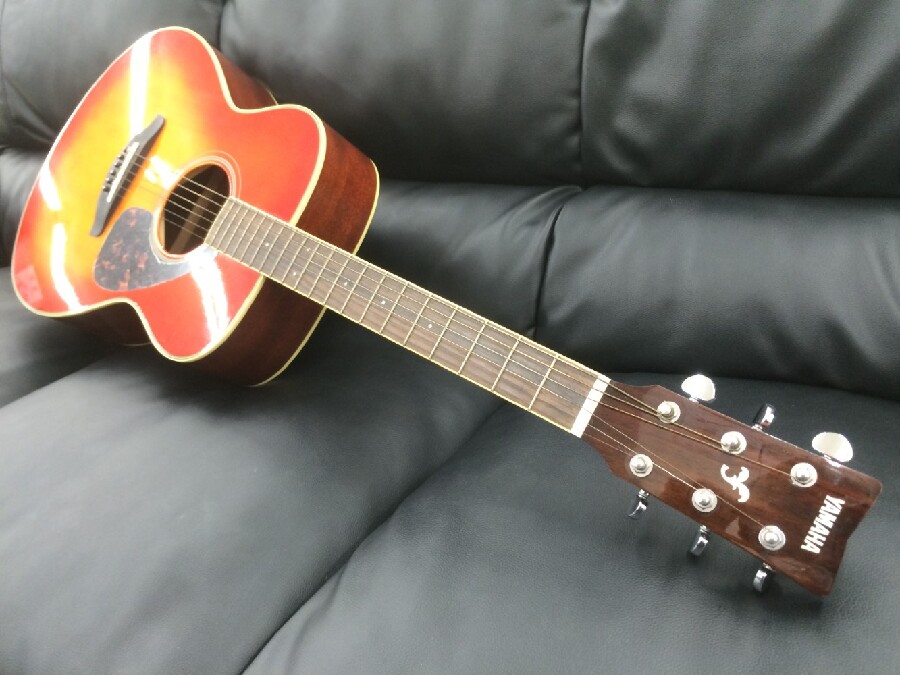 YAMAHA (ﾔﾏﾊ) FS820 ｱｺｰｽﾃｨｯｸｷﾞﾀｰ 入荷しました！！｜2024年01月