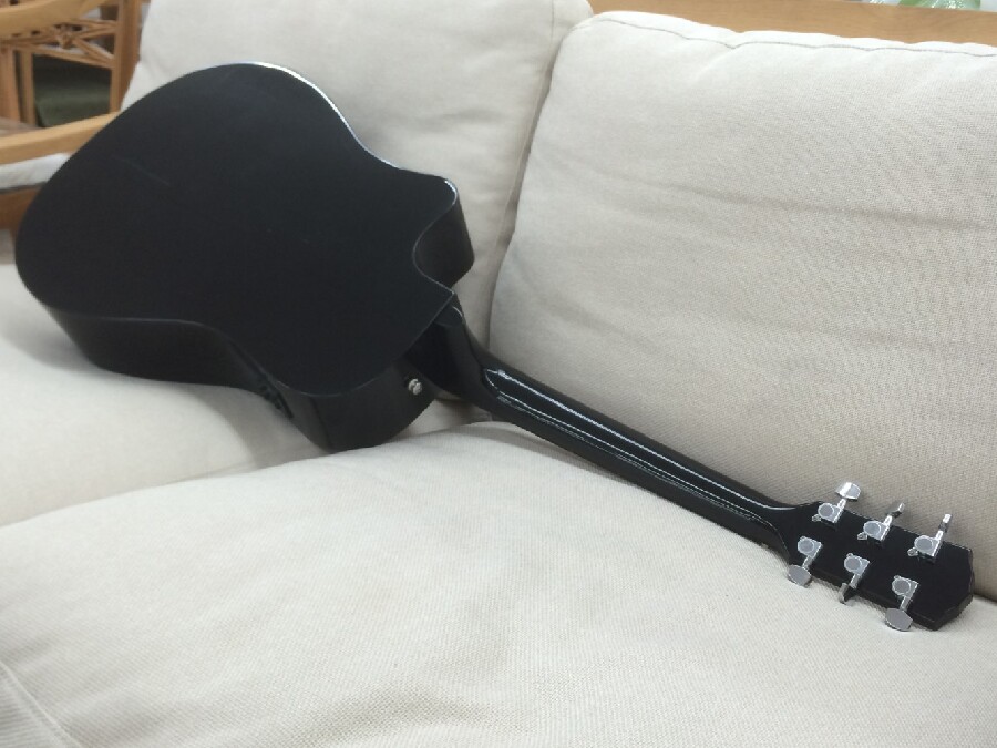 Fender (ﾌｪﾝﾀﾞｰ) CD60CE BLK ｱｺｰｽﾃｨｯｸｷﾞﾀｰ 入荷しました