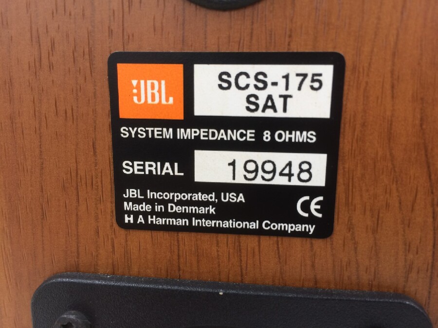 JBL (ｼﾞｪｰﾋﾞｰｴﾙ) SCS-175 SAT ｻﾃﾗｲﾄｽﾋﾟｰｶｰ 入荷しました