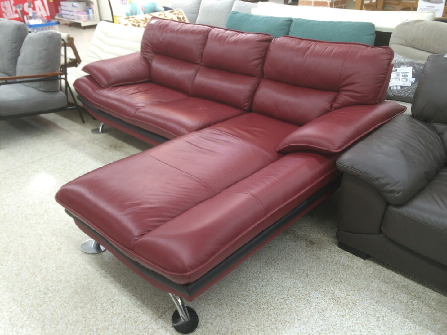 ニトリ カウチソファー ワインレッド 入荷しました。｜2024年06月20日 