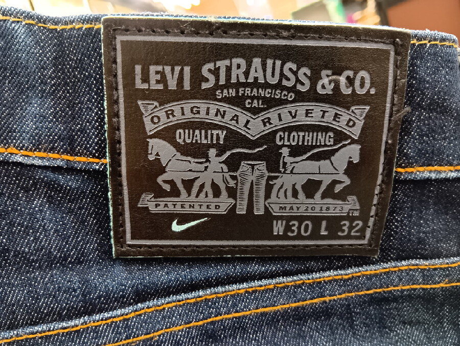 リーバイス × NIKE 511 SKATEBORDING デニム W34 美品 levis×NIKE】511 SKATEBOARDING COLLECTIONのデニムセットアップが入荷