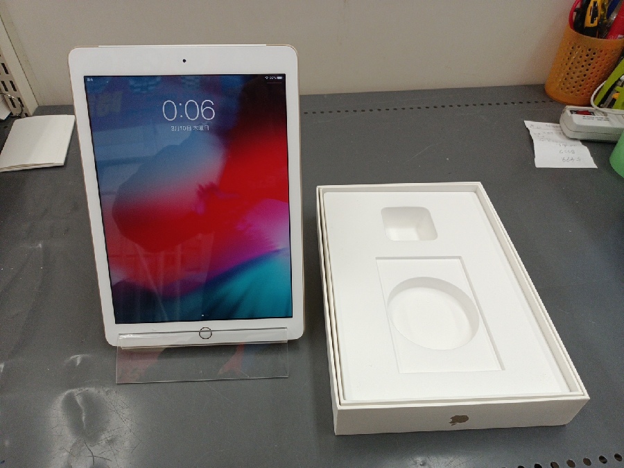 Apple iPad 第5世代セルラーMPG42J/A ゴールド バッテリー良好 Amazon.co.jp: 【整備済み品】 Apple iPad (第5世代) Wi-Fi +