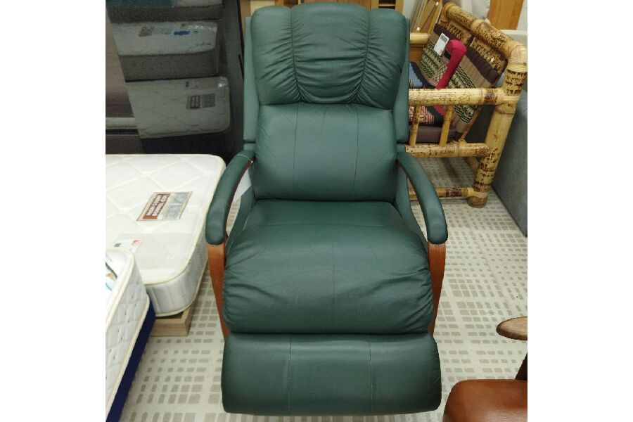 LA-Z-BOY レイジーボーイのリクライニングチェア入荷しました！｜2022
