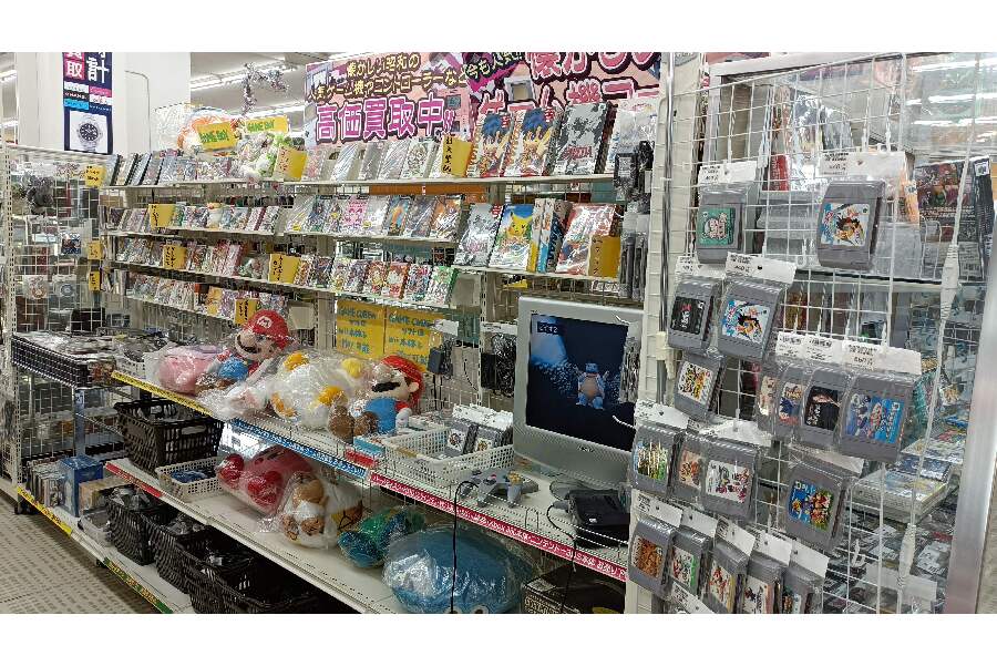 ☆宮竹店では【レトロゲーム】の売場拡大中♫ レトロから最新のゲーム