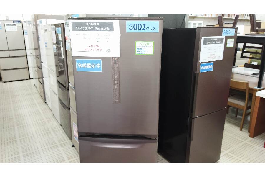 ☆中古冷蔵庫 パナソニック 315L NR-C32EM お売りいただきました