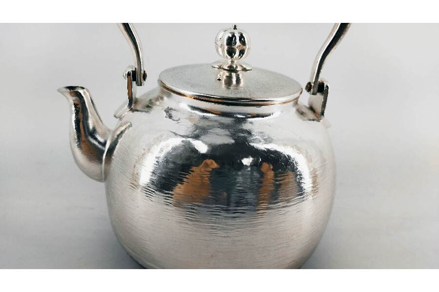 銀瓶丸型五合 槌目 銀いぶし仕上げ 秀峰 堺市 石津【ジャングル