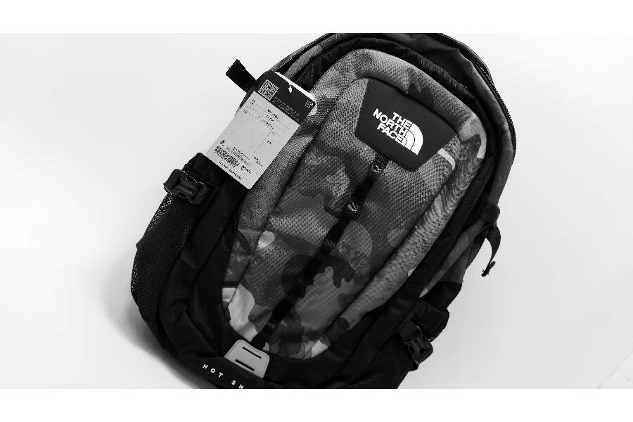 ☆未使用 ノースフェイス THE NORTH FACE 迷彩リュック NM72202 をお 