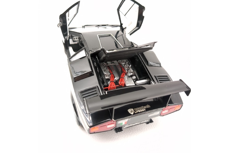 京商1/18 ランボルギーニカウンタックLP500R ブラック【新品 未使用品】 京商 1/18 ランボルギーニ カウンタック LP500R ブラック