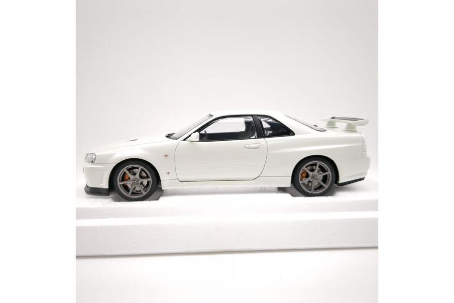 Amazon.co.jp: Auto Art 1/18 Nissan Skyline Gran Turismo GT-R R34/Mini Car  Nismo Nismo : Toys & Games