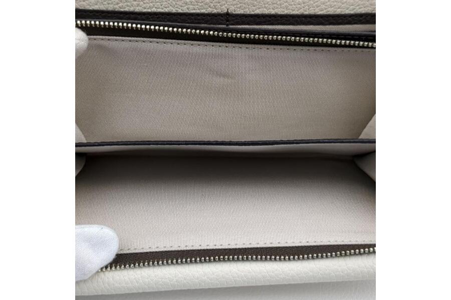 Vivienne Westwood ダブルフラップ二つ折り長財布入荷しました Vivienne Westwood ダブルフラップ二つ折り長財布入荷しました