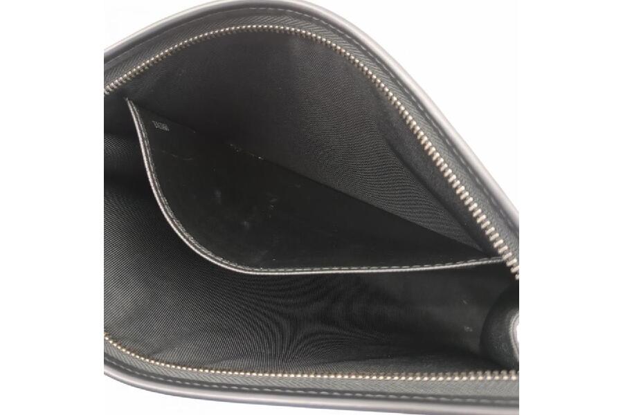 LOUIS VUITTON M61692 TA1169 ポシェット ヴォワヤージュ