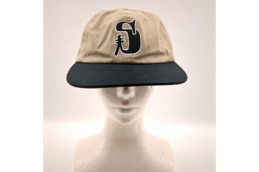 STUSSY ステューシー キャップ ベージュ×ブラック スナップバック