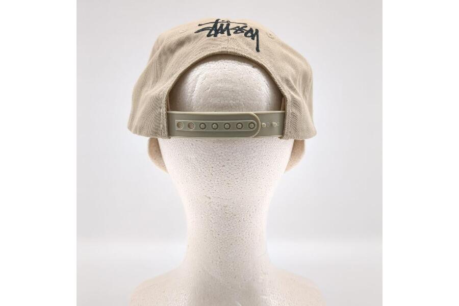 STUSSY ステューシー キャップ ベージュ×ブラック スナップバック