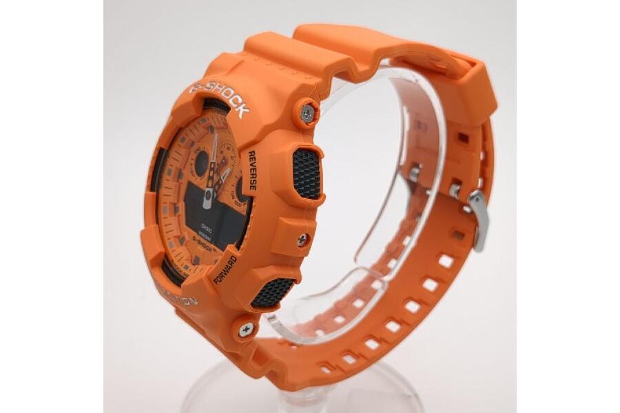 新作グッ オレンジ輝くG-SHOCK #入荷しました GA-100RSの魅力を徹底解説！ 時計