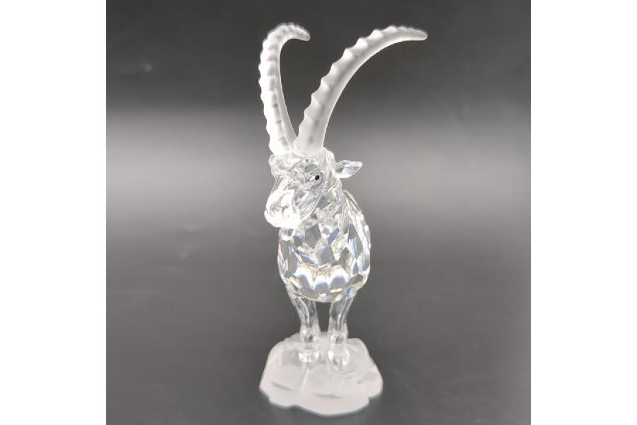 【美品】付属品つき　スワロフスキーオブジェ SWAROVSKIのヤギオブジェが放つ小さな輝き #入荷しました