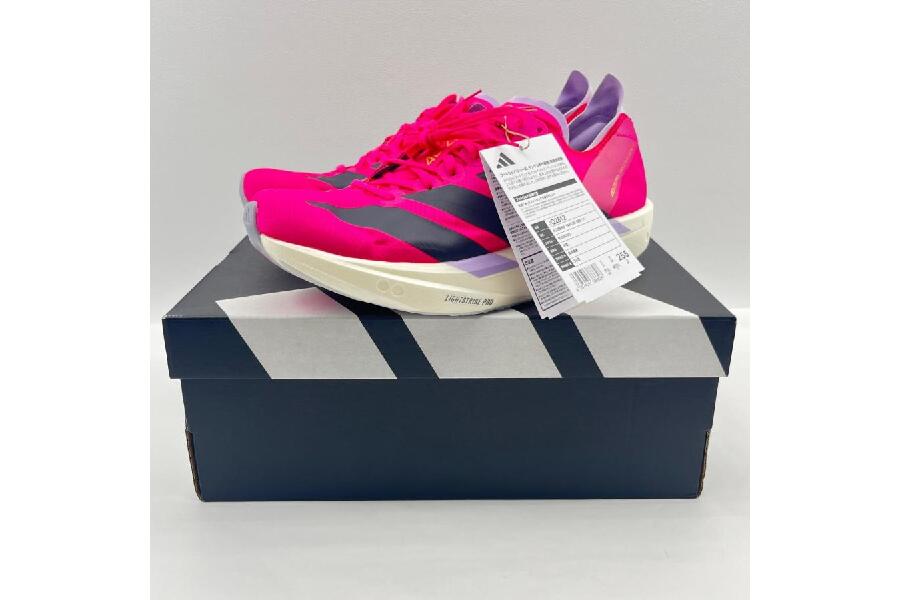 未使用のピンク！adidasスニーカーが登場♪ #入荷しました♪｜2025年11