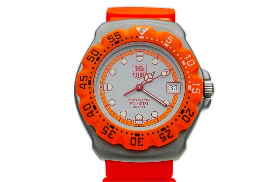 【美品即発送！TAG HEUER タグホイヤー　フォーミュラ1 腕時計　オレンジ タグ・ホイヤーの原点回帰、初期型フォーミュラ1「373.513」オレンジ