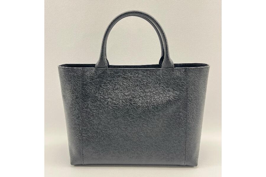 BLACK LABEL CRESTBRIDGE エンボスチェックドライビングトートが入荷