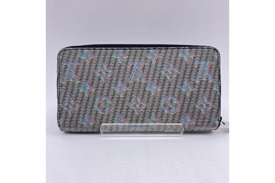 LOUIS VUITTON ジッピーウォレット M68662 モノグラム LVポップ 長財布