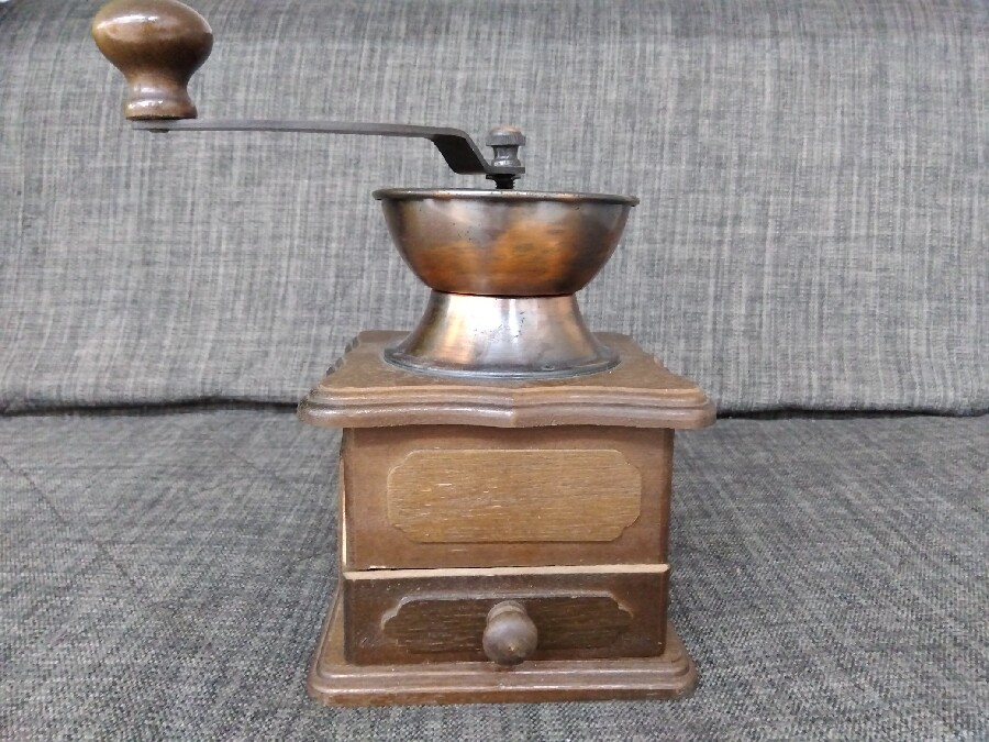 Najicoのレトロコーヒーミルがピックアップ磐田店に入荷しました