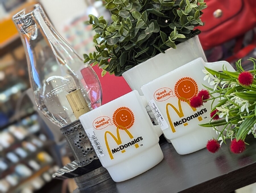 人気のアメカジ食器「ファイヤーキング」入荷です。｜2025年02月07日