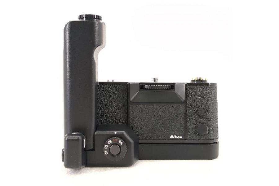 元箱付き 新品級 ニコン MD-4 MOTOR DRIVE 元箱付き 新品級 ニコン MD-4 MOTOR DRIVE