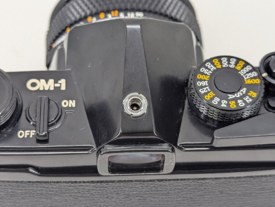 一眼レフの名機 オリンパス「OM-1」を買取させていただきました
