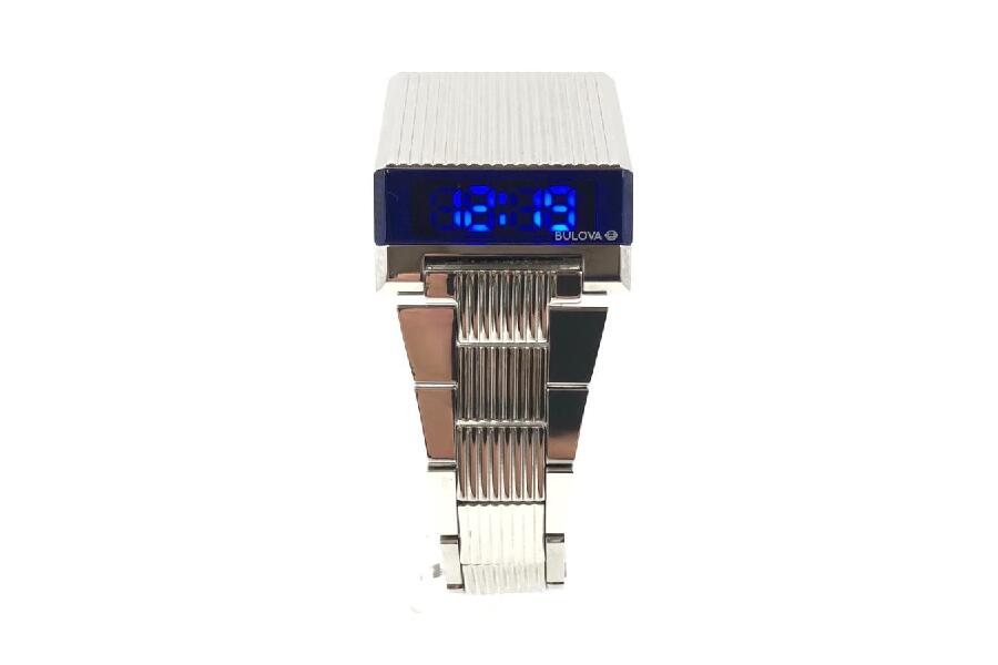 BULOVA アーカイブスCOMPUTRON ブルーのデジタル腕時計 #入荷しました