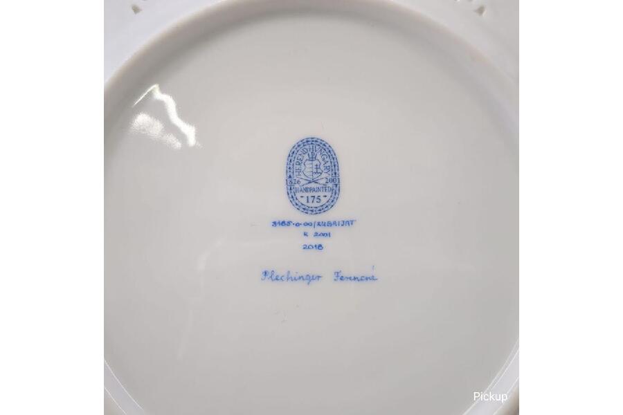 ブルーの魅力HEREND飾り皿 ～上品な美品～ #入荷しました
