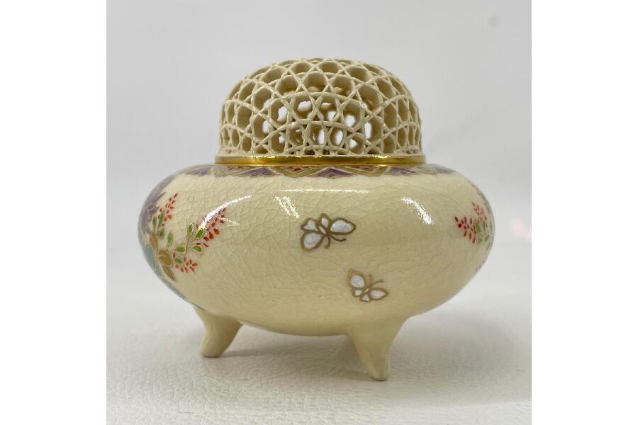 7*い様 薩摩焼　陶器香炉 ライオンの頭デザイン 中古】薩摩焼 磯御庭窯 草花文 三足 香炉が｜2026年10月11日｜静岡県の