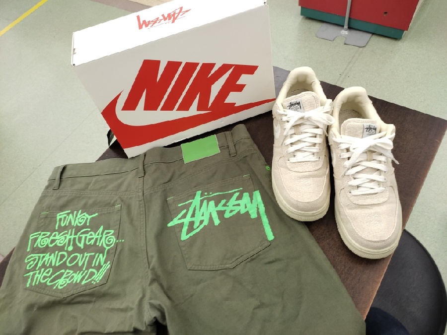 【ジャングルジャングル和歌山店】【Wa3443】NIKE×STUSY スニーカー Air Force 1 DJ7841 28cm リユースショップ リサイクルショップ 中古家具 中古家電 中古自転車 古着 Stussy x Nike Air Force 1 Mid 'Fossil' Hemp (DJ7841-200) Men's