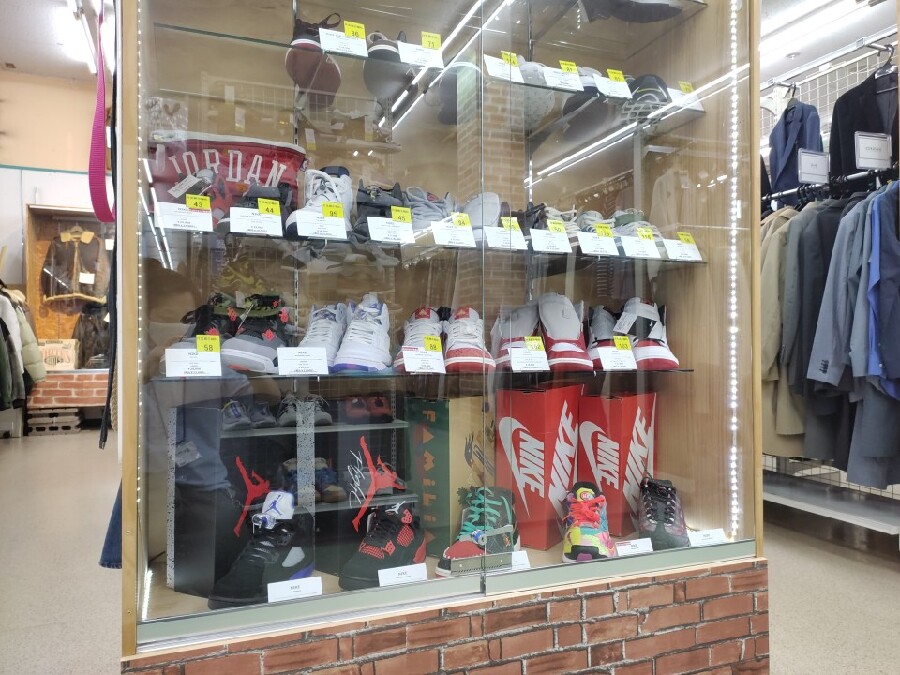 NIKE DUNK LOW】ナイキ ダンクの2004年製セルティック買取入荷 NIKE DUNK LOW】ナイキ ダンクの2004年製セルティック買取入荷