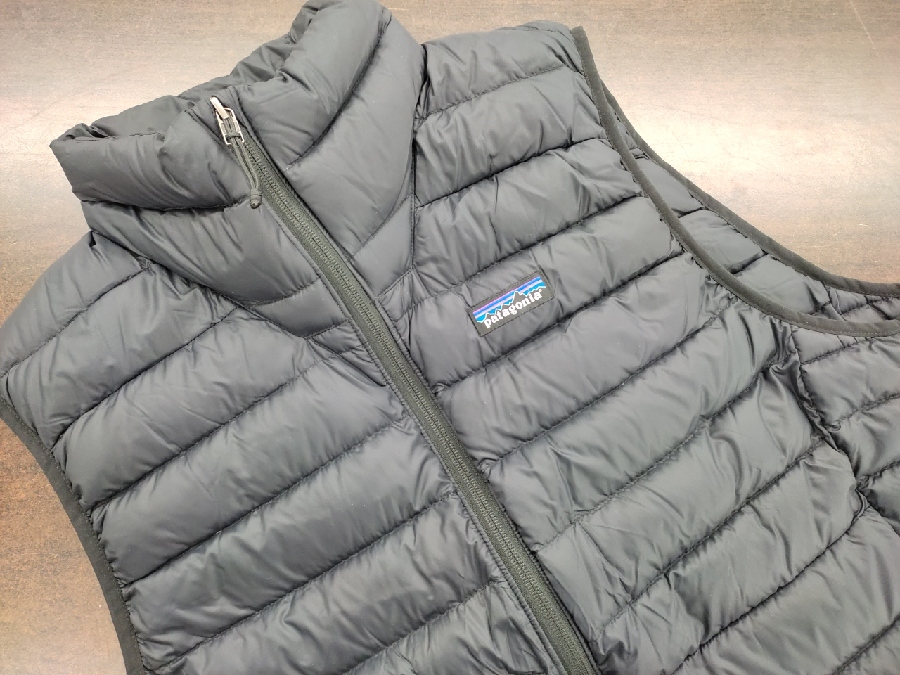 Patagonia ダウンベスト ダークグレー Patagonia パタゴニア ダウンベスト 22年秋冬モデル買取入荷！メンズ