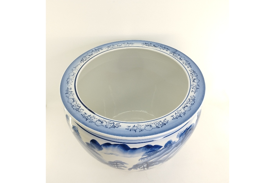 アンティーク！大型睡蓮鉢入荷しました。｜2023年02月01日｜静岡県の