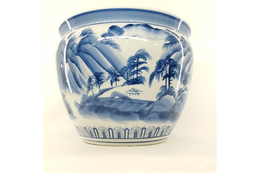 アンティーク！大型睡蓮鉢入荷しました。｜2023年02月01日｜静岡県の