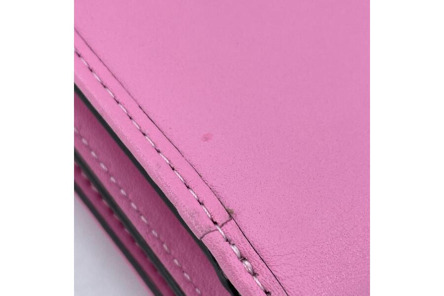 COACH 財布 大人気！！ タビーミディアムウォレット ビビッドピンク 新品 COACH 財布 大人気！！ タビーミディアムウォレット ビビッドピンク