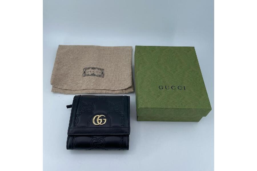 GUCCI GG マトラッセ　二つ折り財布 エレガンス際立つGUCCI GGマトラッセ財布2. 高級感溢れるGUCCI #入荷