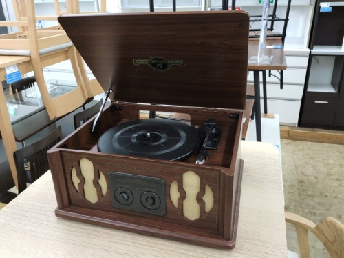 【極美品】⚡️コロムビア⚡️レコードプレーヤー⚡️GP-17⚡️ COLUMBIAのおしゃれなレコードプレーヤー GP-17 が入荷しました