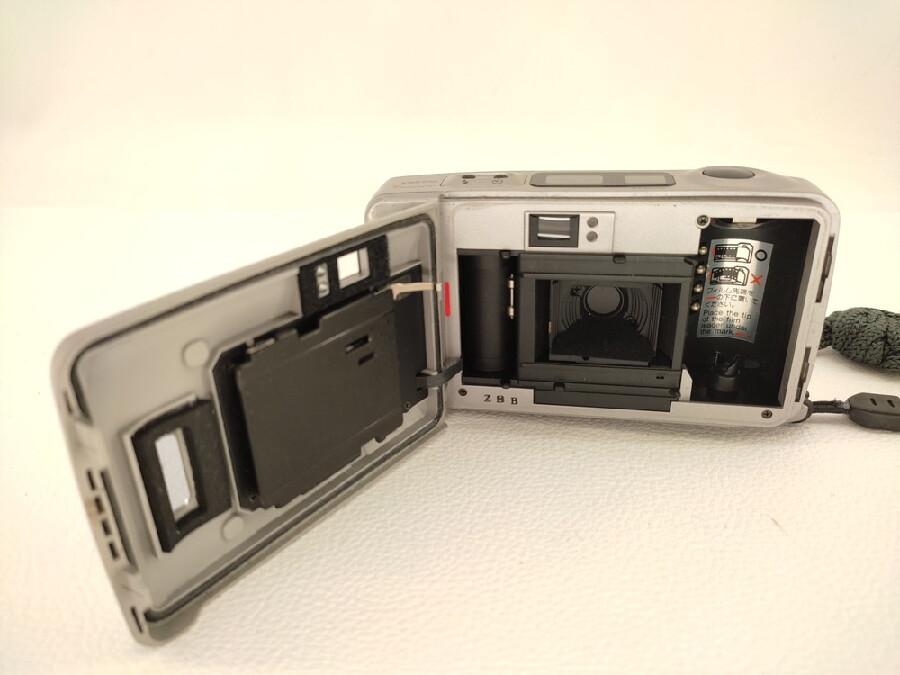 フィルムカメラ KYOCERA TPROOF」をお買取入荷しました。｜2023