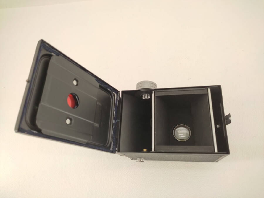 二眼レフカメラ リコーフレックス VIIs 」をお買取入荷しました