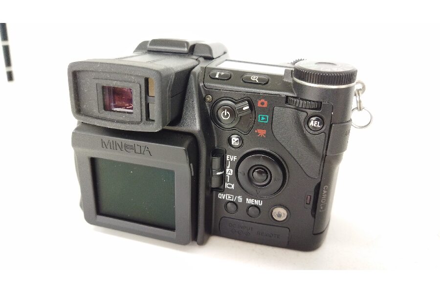 20年前の「デジタルカメラ（ネオ一眼） MINOLTA DiMAGE A1」をお